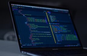 Bitwarden gerenciador de senhas open source sinais preocupantes