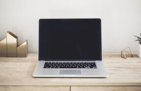 Googlebook laptop da Google com Gemini Intelligence e Glowbar LED