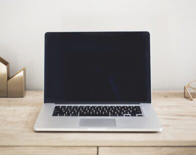 Googlebook laptop da Google com Gemini Intelligence e Glowbar LED