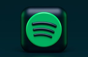 Badge Verified by Spotify para artistas humanos vs música gerada por IA